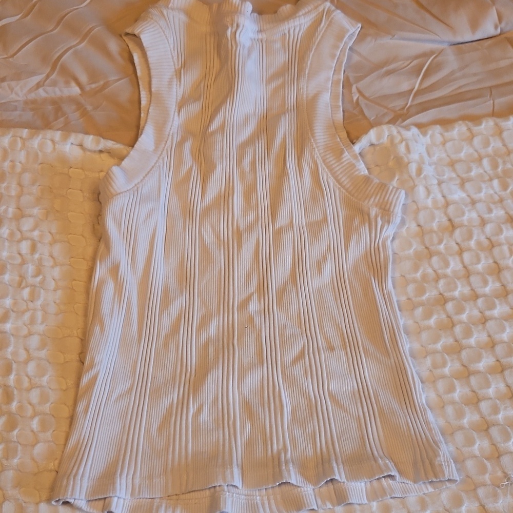 Zara Cream Ribbed Muscle Tee - Picture 3 of 3